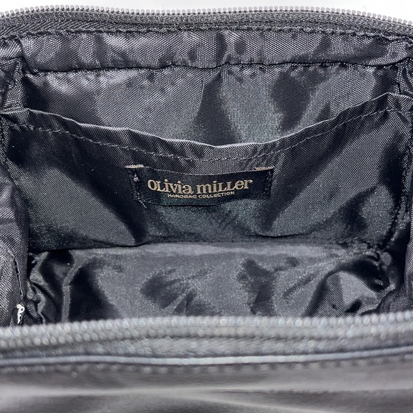 Olivia Miller LOL Emoji Makeup Bag - Picture 5 of 7